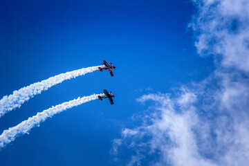 Avions dans le ciel, meeting aérien