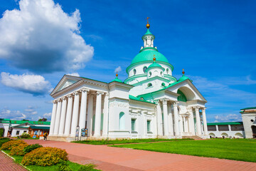 Fototapeta na wymiar Spaso Yakovlevsky Monastery in Rostov, Russia
