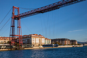 Puente de Vizcaya, también conocido como Puente Bizkaia, Puente colgante, Puente de Portugalete, o Puente colgante de Portugalete - obrazy, fototapety, plakaty