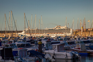 Vista de, Santurce (Santurtxi) desde el paseo de Portugalete en Vizcaya, Pa&iacute;s Vasco