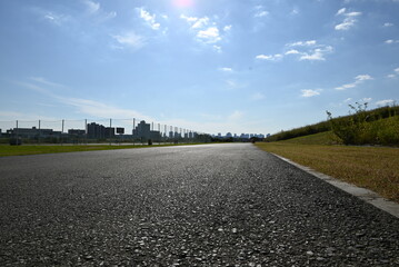 河川敷の寂しさ