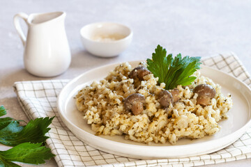 Portion of mushrooms, shallot and celery risotto