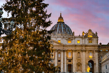 Christmas tree at St. Peter's Basilica, Vatican, Rome, Italy