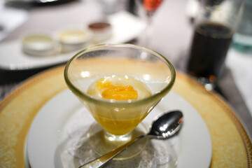 Sorbet als Zwischenmahlzeit