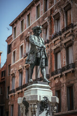 Fototapeta na wymiar Italy statue monument
