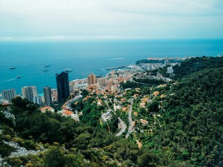 Obraz premium Beautiful view of Monaco from the top of the mountain