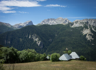 chapelle montagneuse
