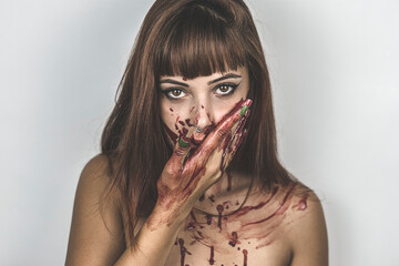 ragazza killer cannibale sangue