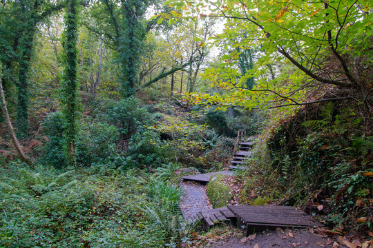 la Vall&eacute;e des Traouiero &agrave; perros guirec - tregastel