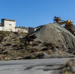 photo of the facilities of a mineral cement mine quarry