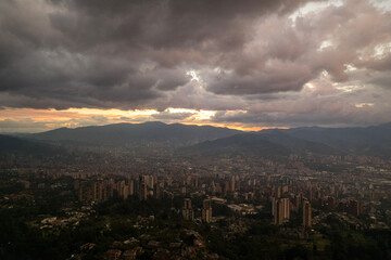Atardecer en medellin