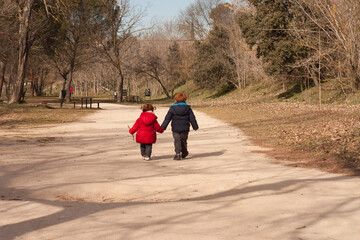 niños de paseo