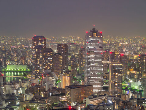 Night view of the office tower at Shiodome