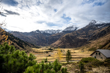 Naklejka premium Herbstlandscha