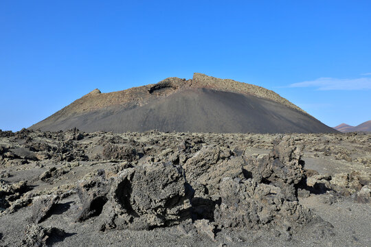 Spain, Canary Islands, Tias, Barren landscape of Caldera de Los Cuervos