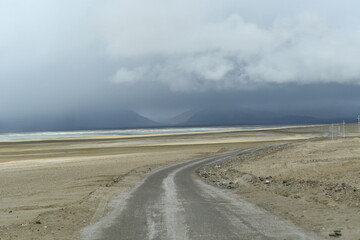 Fototapeta na wymiar Tso Moriri to Lachung La, Ladakh (India)