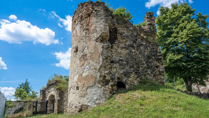 Fototapeta na wymiar Old ruins of Cnejilor Castle in Transylvania Romania.