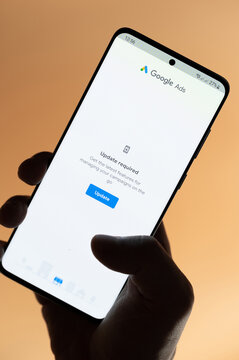 Using Google ads app on smartphone