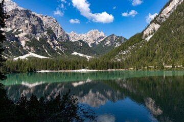 Fototapeta na wymiar Lake Braies - Dolomites