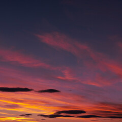 Obraz premium Beautiful red sky sunset, soft clouds