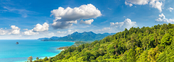 Fototapeta na wymiar Panorama of Koh Chang island