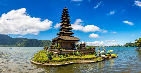Pura Ulun Danu Beratan Bedugul temple