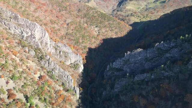 Nelson Rocks WV Split Drone Zoom Out