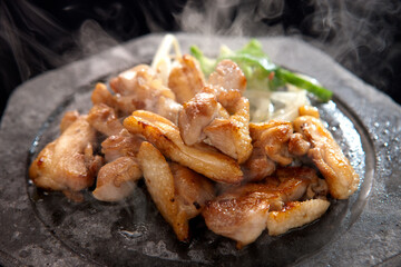 地鶏の陶板焼き・宮崎地鶏