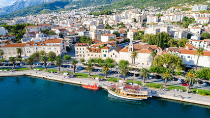 Naklejka premium Aerial view of the city of Makarska in Croatia