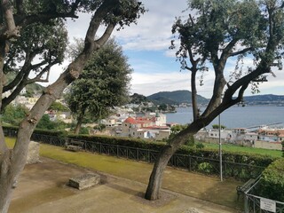 Baia (Bacoli) : porto e complesso archeologico 