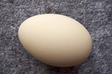 jajko kurze w przybliżeniu 