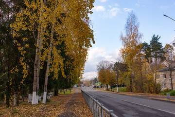 Fototapeta premium Golden autumn in a provincial town