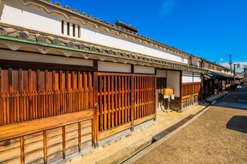 Obraz premium 奈良 重要伝統的建造物群保存地区 今井町の町並み