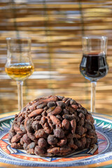 panpepato, artigianale, frutta secca, mandorle, noci, nocchie, pistacchi, mosto, arance, limoni, canditi
