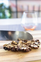 panpepato, artigianale, frutta secca, mandorle, noci, nocchie, pistacchi, mosto, arance, limoni, canditi