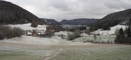Christental bei Nenningen im Winter, Baden-Württemberg