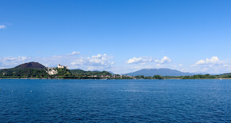 Vista sul lago