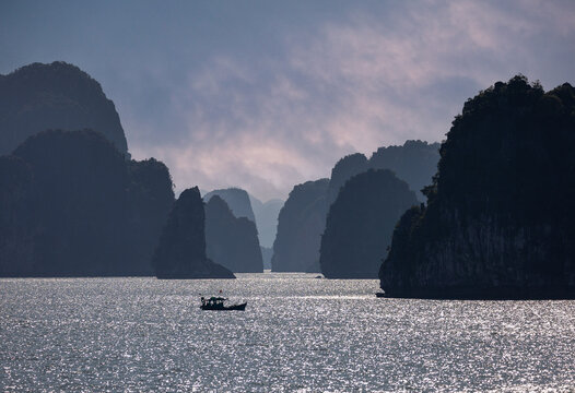 Boat on Hạ Long Bay, Vietnam