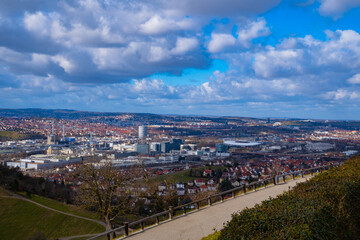 Fototapeta na wymiar view of the city from the hills
