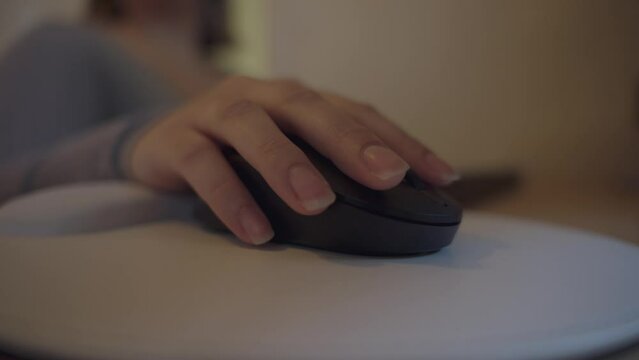 Close up on a computer mouse.