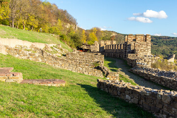 Fototapeta na wymiar Ruins of medieval stronghold Tsarevets, Veliko Tarnovo, Bulgaria