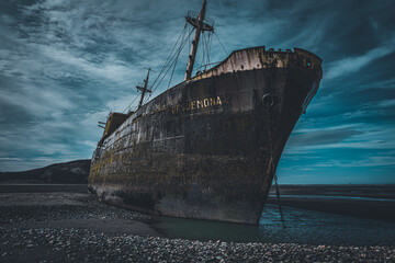 Buque encallado Desdemona, Cabo San Pablo, Tierra del Fuego. Patagonia Argentina
