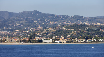 Fototapeta premium City by the Sea. Messina, Sicilia, Italy. Sunny Morning.