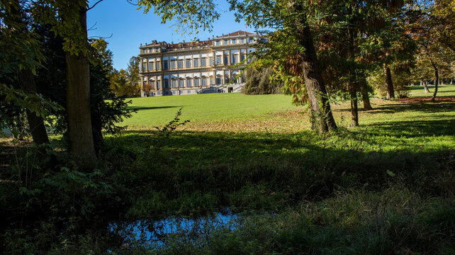 Parco di M,onza, Villa Reale