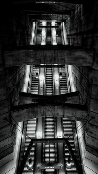 Greyscale shot of the Schottenring escalator