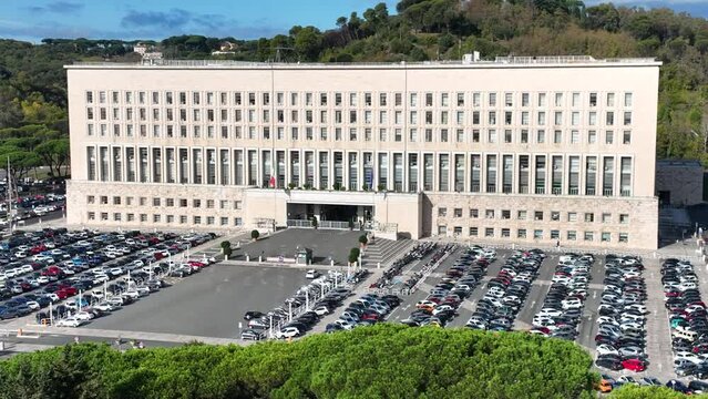 Roma, la Farnesina, il Ministero degli Affari Esteri italiano
Vista aerea del pallazzo sede del ministero
