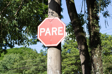 "Stop" Sign in portuguese 