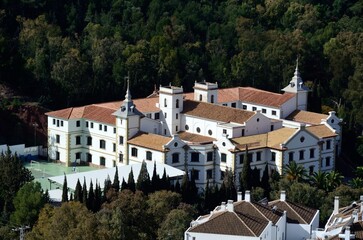 Fototapeta na wymiar Antiguo edificio del Colegio el Monte en Malaga