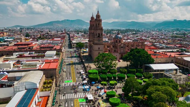 Hyperlapse de la catedral de Morelia con dron