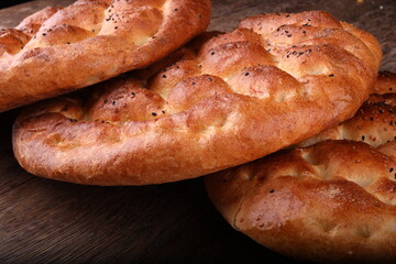 turkish bread ramazan pidesi